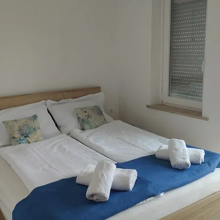 Apartmaji Sopotnik Lägenhet *