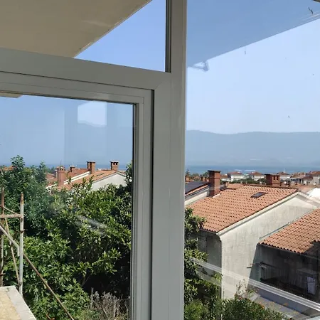 Apartmaji Sopotnik * Izola