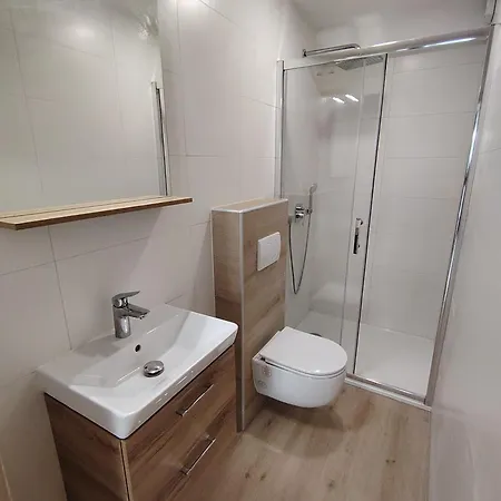 Apartmaji Sopotnik Lägenhet Izola