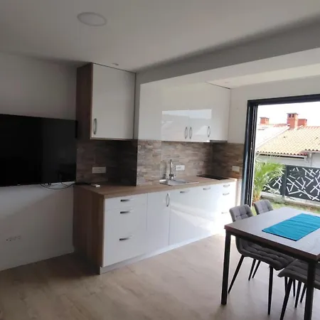 아파트 Apartmaji Sopotnik