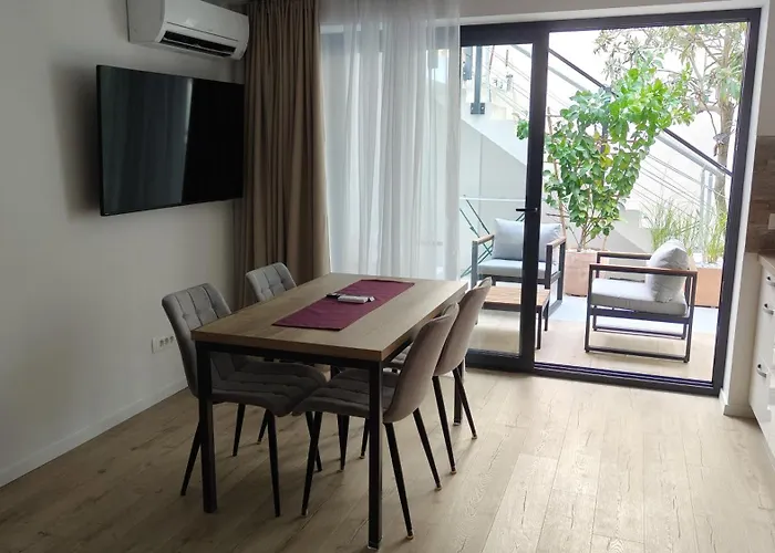 Apartmaji Sopotnik * Izola